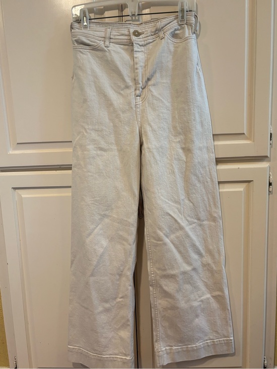 Goop Denim - G. Label Wide Leg Cream Denim Jeans. Size 29
